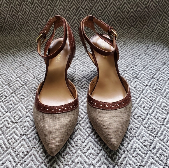 Nine West Ankle Strap Leather Heel - Picture 2 of 11